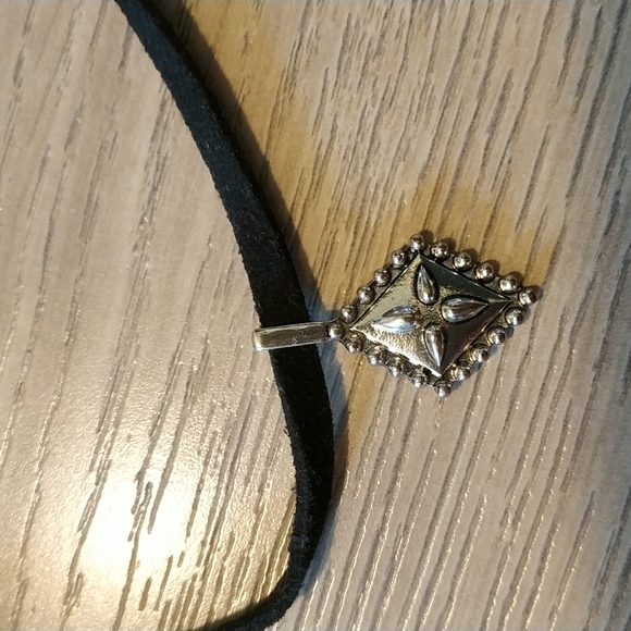 Genuient black calf leather choker necklace - Picture 2 of 4